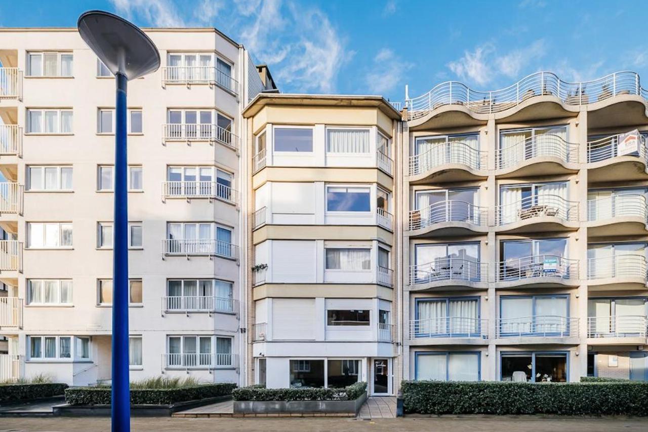 Ruim En Lichtrijk Appartement Op 100M Van Zee Te Koksijde Kültér fotó
